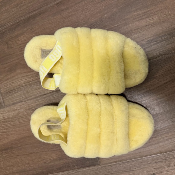 UGG Soft Yellow Plush Slippers - Picture 4 of 7